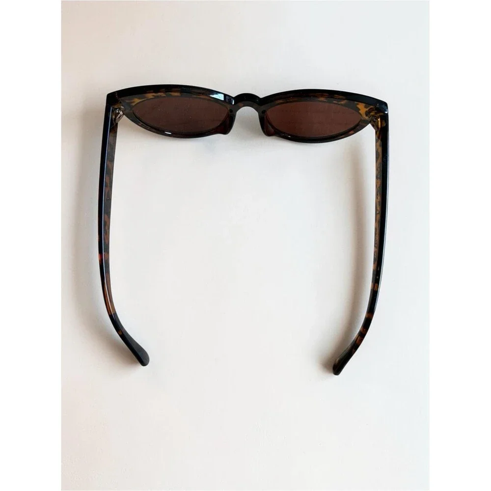 NEW Saint Owen X Curateur WYLDE Tortoise Shell Sunglasses with Faux Leather Case